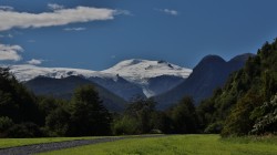 SOUTHERN ENTRANCE TO PUMALIN PARK -EXCELLENT TREKS AND AMAZING VISTAS