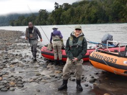THE LADIES GETTING READY TO HIT THE RIVER