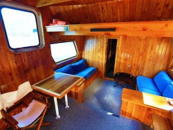 SALON ON PUMA II