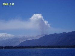 CHAITEN VOLCANO ON 12/12/2008 -- ITS ACTIVITY HAS CONTINUED TO DECREASE TO THE POINT THAT IT OCCASIONALLY GIVES OF SOME WATER VAPOR  --  NO ASH, AND IS BECOMING A TOURIST ATTRACTION.