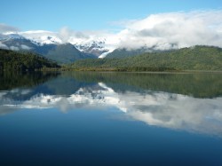 YELCHO GLACIER AND BAY OF LIONS -- TREKS AVAILABLE TO THE YELCHO GLACIER